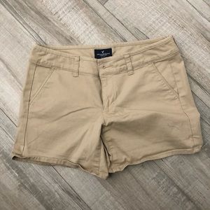 American eagle midi cargo shorts